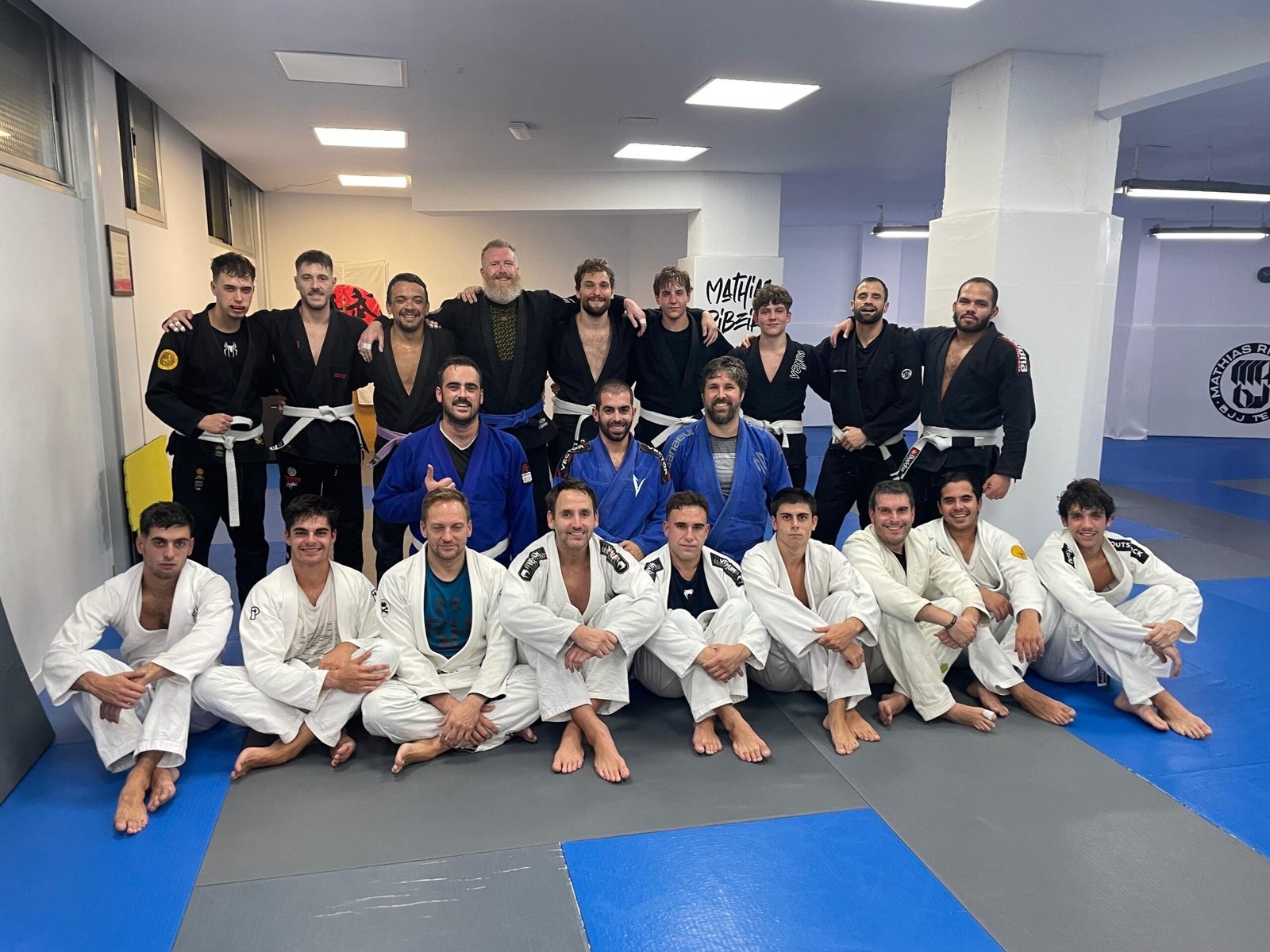 Mathias Ribeiro Team
